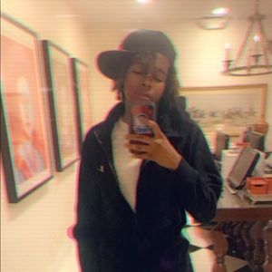 Meet your Posher, Miranda